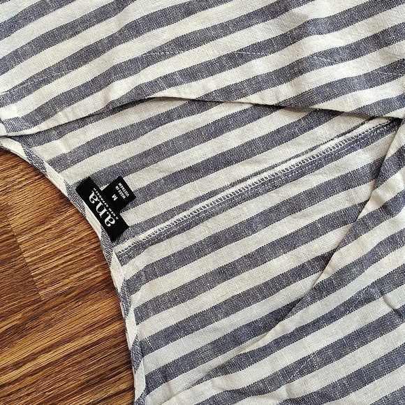 a.n.a  Ladies Navy Blue and White Size Medium Top,  Summer Tops and Blouses - Picture 5 of 6
